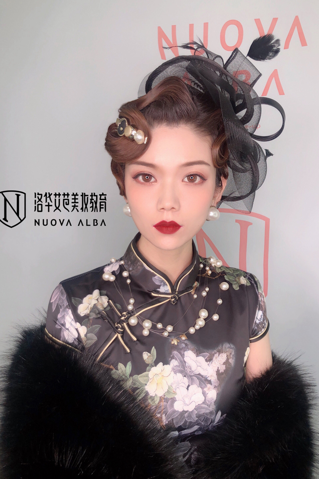 懷化化妝學(xué)校洛華艾芭怎么樣？